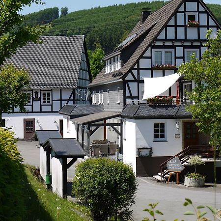Gasthof Zur Post Schmallenberg Exterior photo